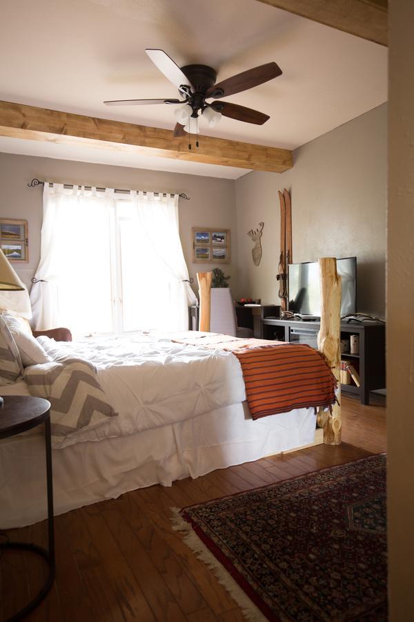 Pueblo Canyon Inn Los Alamos Εξωτερικό φωτογραφία